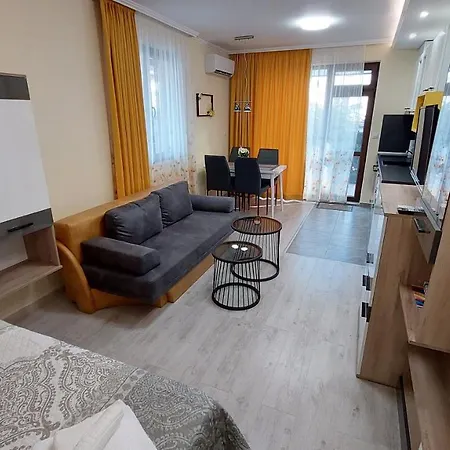Апартаменты Sunrise A2, Sarafovo Бургас