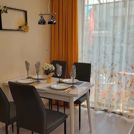 Апартаменты Sunrise A2, Sarafovo