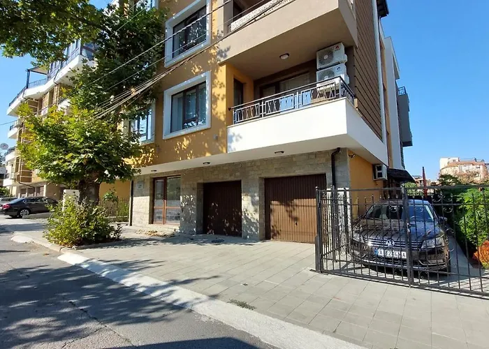 Sunrise A2, Sarafovo Lejlighed